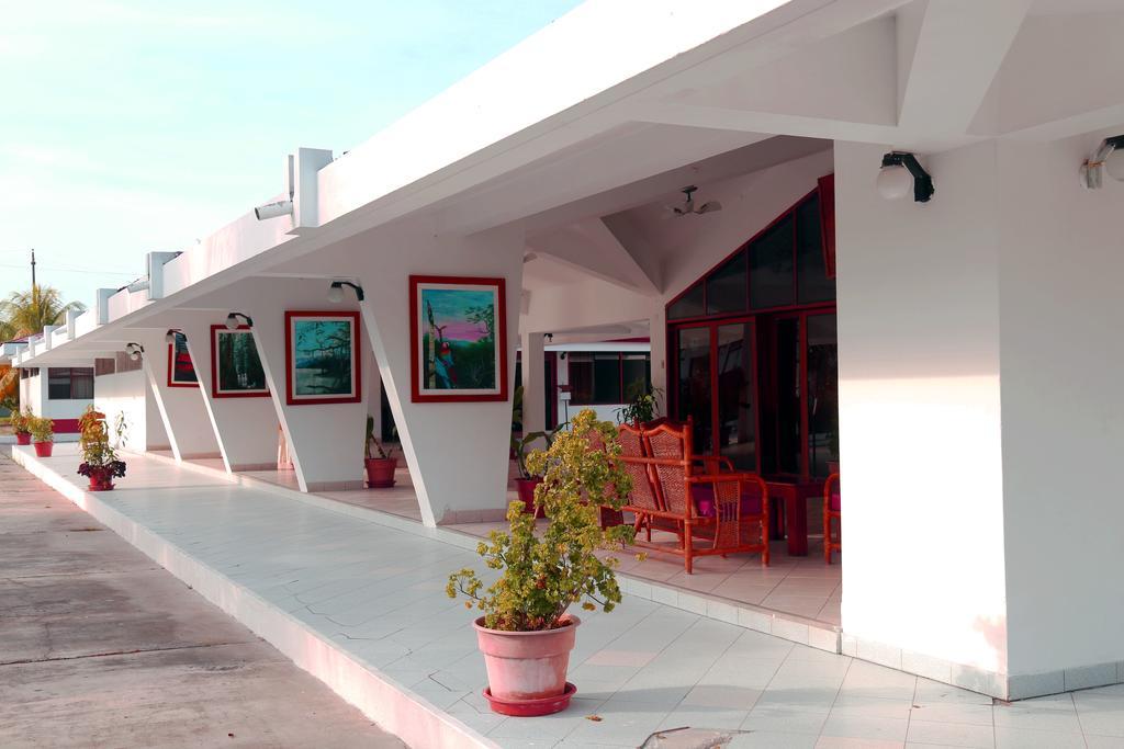 Hotel Sol Del Oriente Iquitos Exteriör bild
